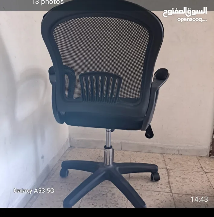 كرسي مكتبي  مستعمل 3 اسابيع