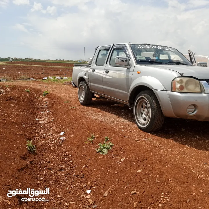 بيك اب نيسان