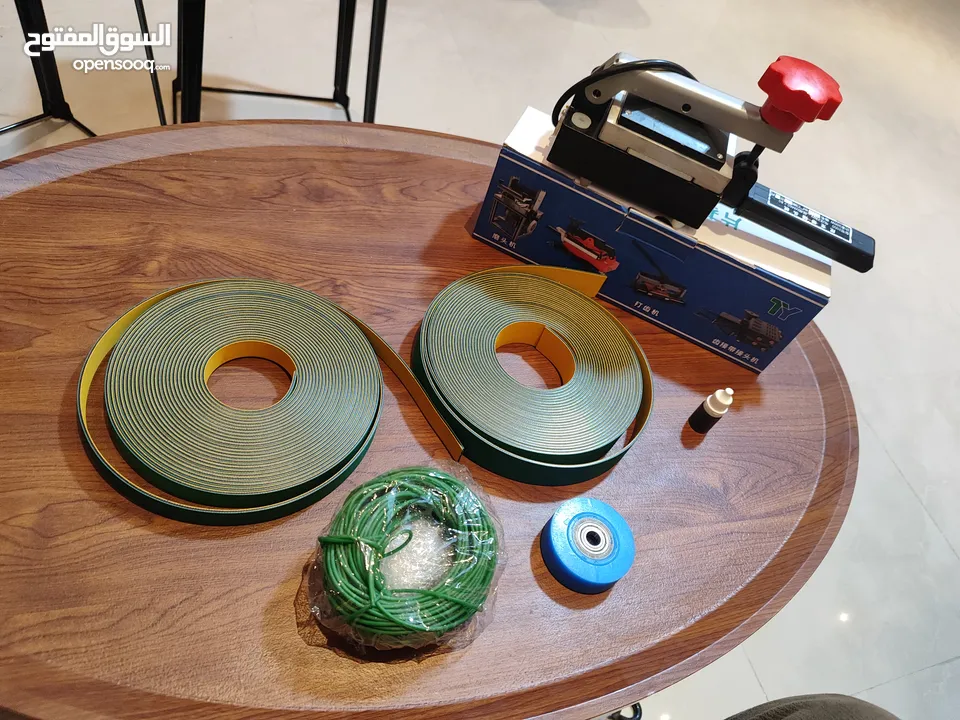 مكابس وقشط صناعية