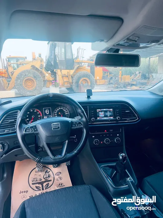 سيات ليون 2015 / جير عادي / بحالة الوكالة