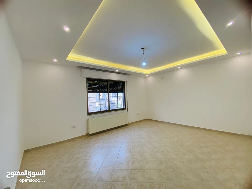 شقة سوبر ديلوكس - دير غبار - 4نوم 2ماستر - 250م - قرب الخدمات - موقع هادئ ومميز