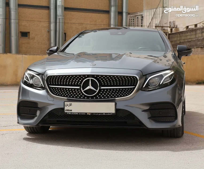Mercedes E350 Coupe like brand new  بحالة الوكالة ممشى قليل