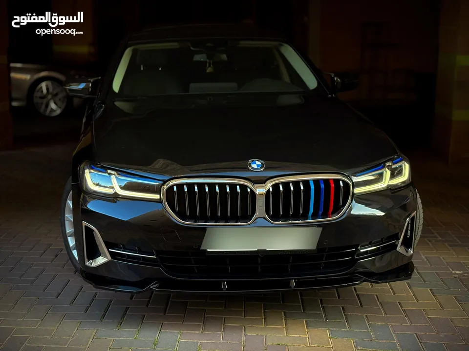 من الوكيل BMW 530e بسعر خيالي