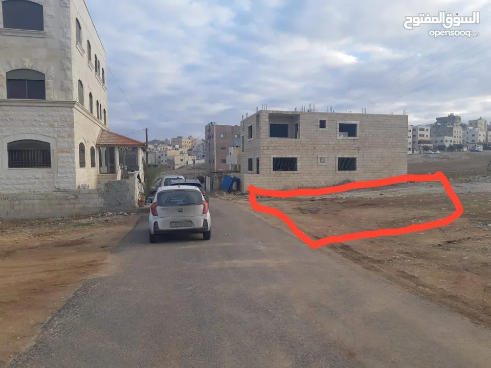 أرض في المستندة موقع مميز