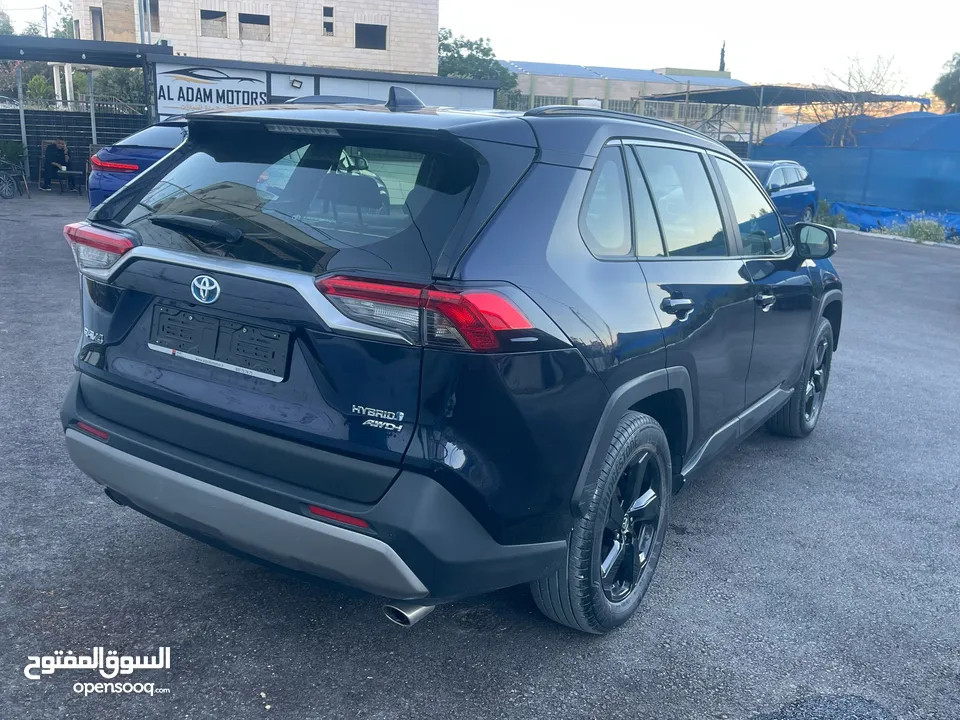 تويوتا راف 4 هايبر 2022
