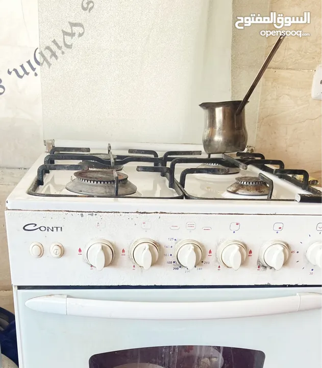 غاز conti ...... براد ..... قعدة جديدة.قابل للتفاوض استعمال 3 سنين