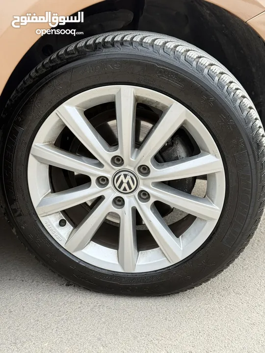 فولكس فاجن كادي ترخيص 2022 محرك 2000 ديزل  جير عادي  ركاب 4+1