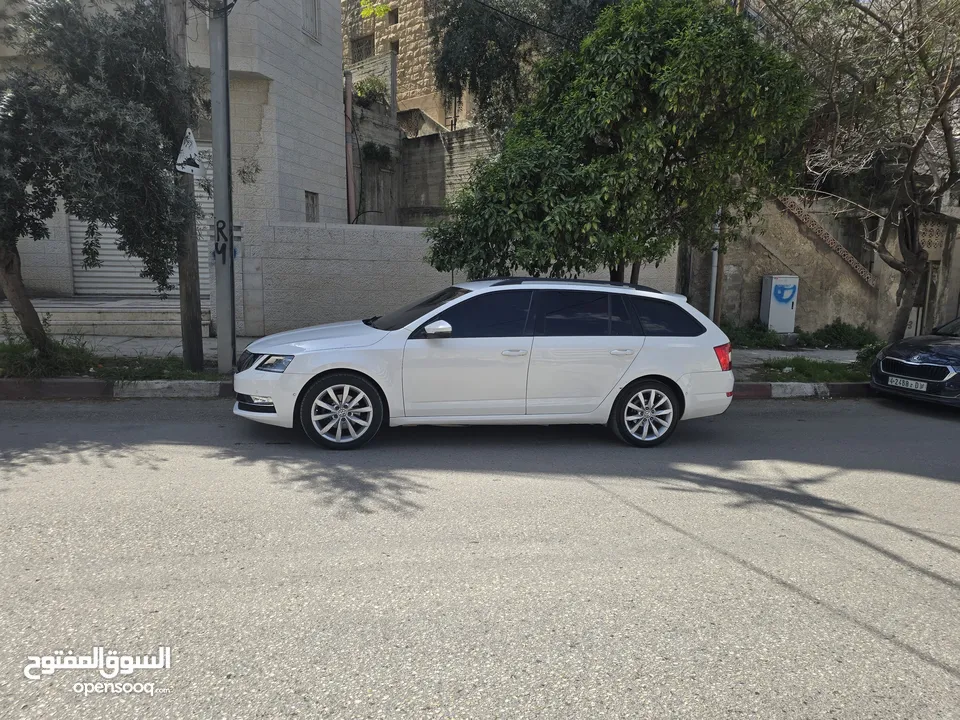 سكودا اوكتافيا