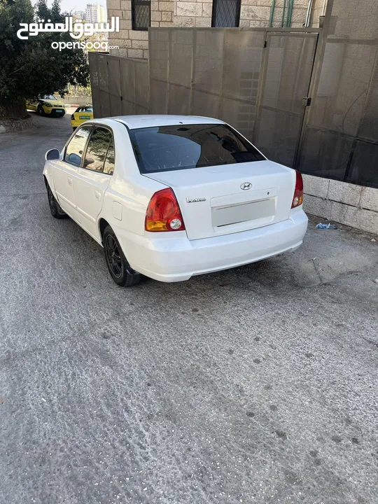 هونداي فيرنا 2004