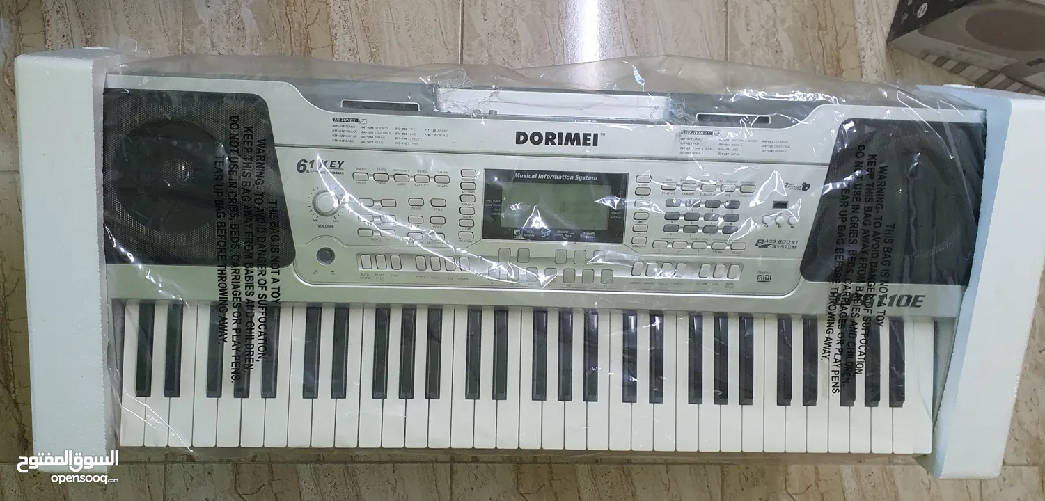 اورج دوريمي doreimi 61 مفتاح، شرقي غربي، مع كامل عدته،  بحالة ممتازة