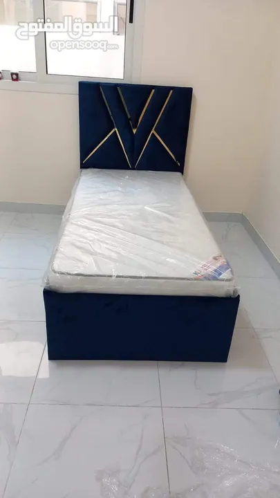 brand New single bed with medical mattress saiz 90x190