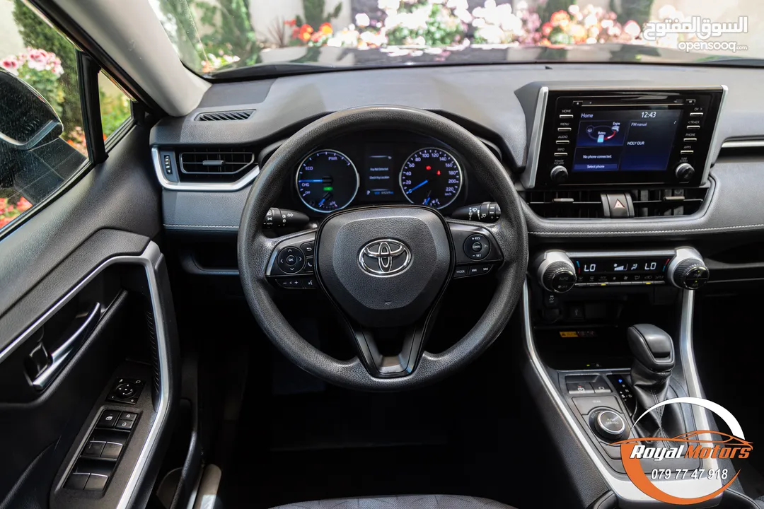 Toyota Rav4 2022 Xle   يمكن التمويل بالتعاون مع المؤسسات المعتمدة لدى المعرض