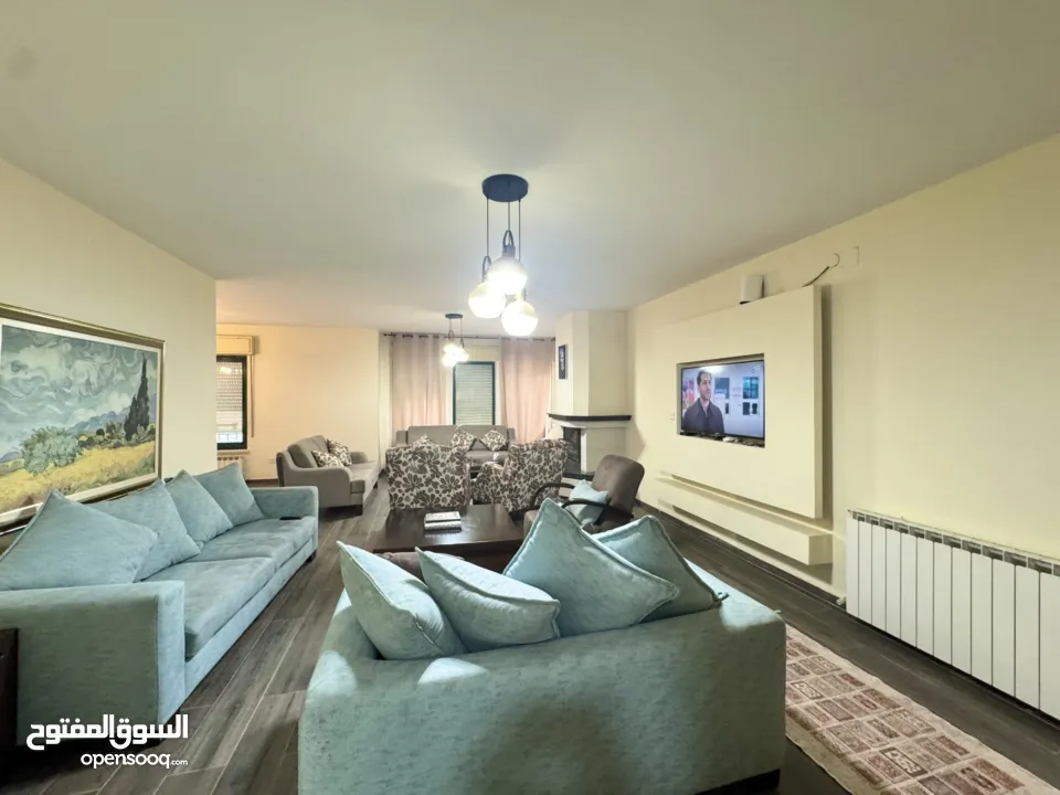 شقة للبيع في رام الله 200م