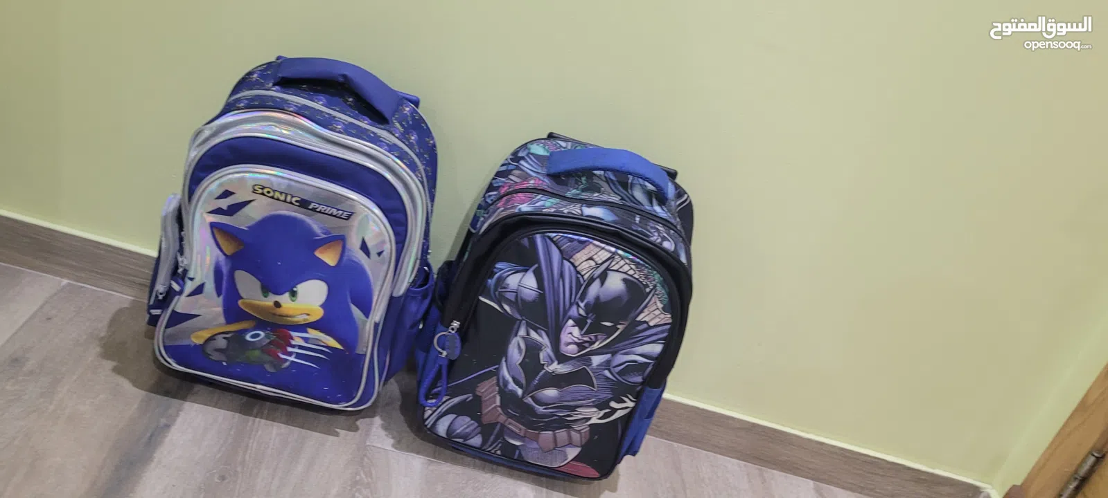 حقيبة اولاد مدرسية ذات جودة عالية و استعمال و حفاظ على الحقيبة بحالة ممتازة شبه جديدة و لا عيوب