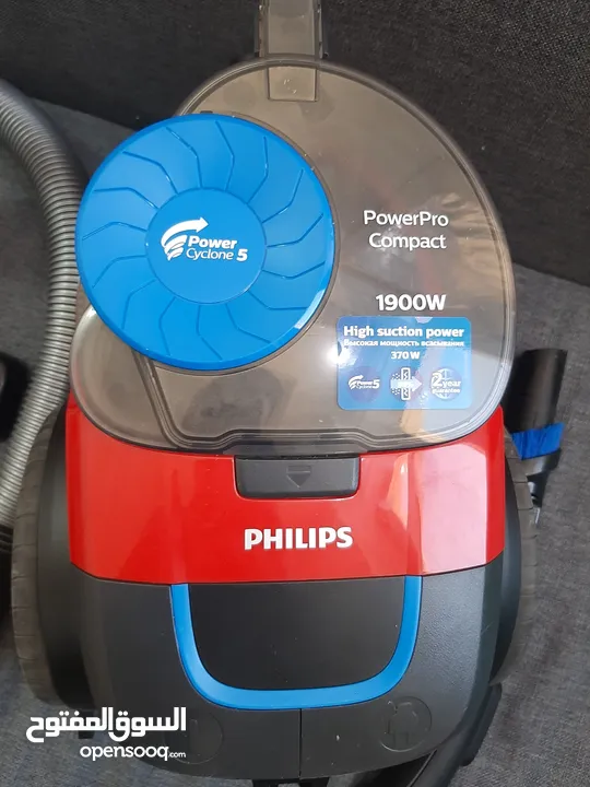 مكنسة كهربائية ماركة فيليبس بدون كيس 1900 واط  شغاله 100% قوة شفط عاليه جدا  Phillips vacuum cleaner