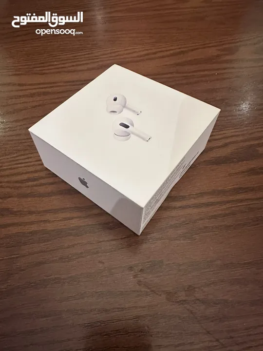 Apple Airpods 2 pro مع حافظة ايرلودز