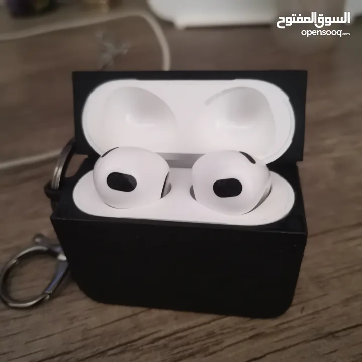 AirPods 3rd Generation  5 months  used سماعات ايربود كفالة فعّالة لمدة 7  شهور