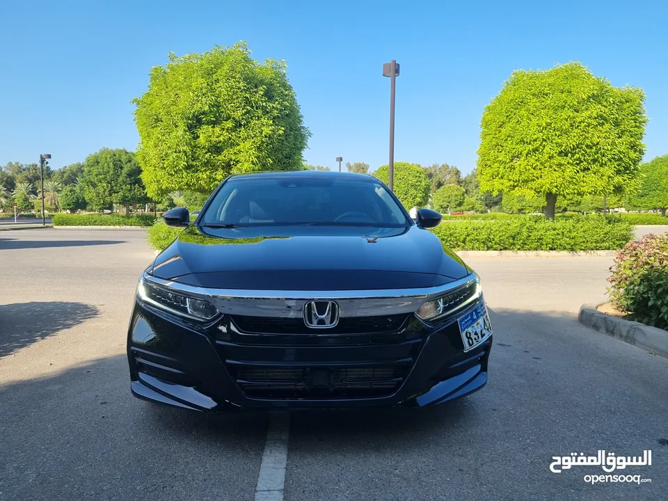 Clean title Honda Accord 2018