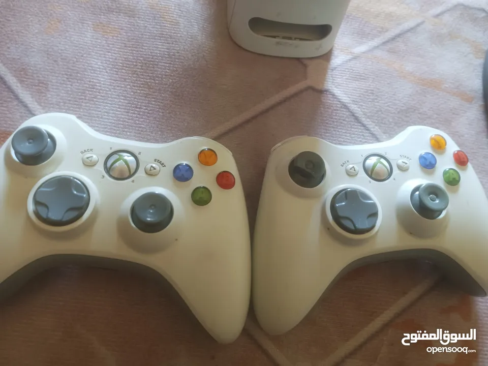 اكس بوكس 360 مستعمل سنه  ويوجد العاب جميله سعره 87وقابل للتفاوض