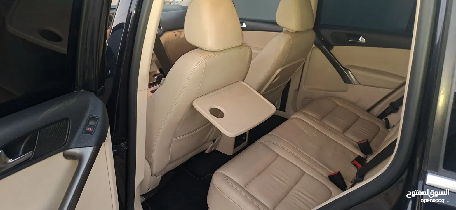 جيب تيجوان موديل 2010-اتومتيك-ماتور 2000تربوا -بنزين فل فل اضافات مع فتحة سقف بنوراما-فحص شركة ونخب