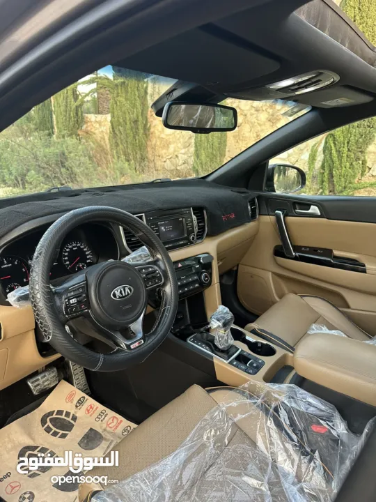 كيا سبورتاج فل الفل Gt مختم 2000ديزل 4*4 غرفة بني بنوراما سعرر حررررق