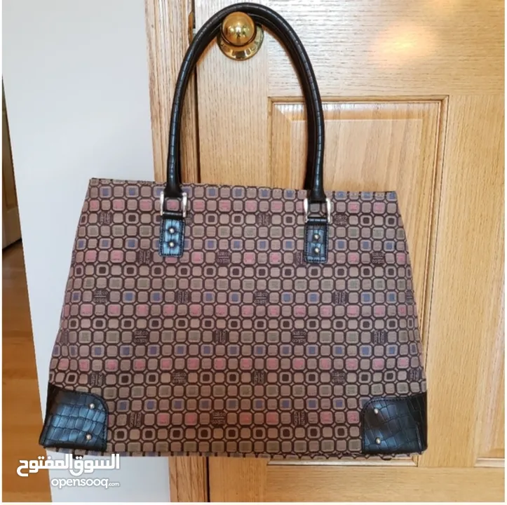 Liz&Co big handbag for sale 25bd