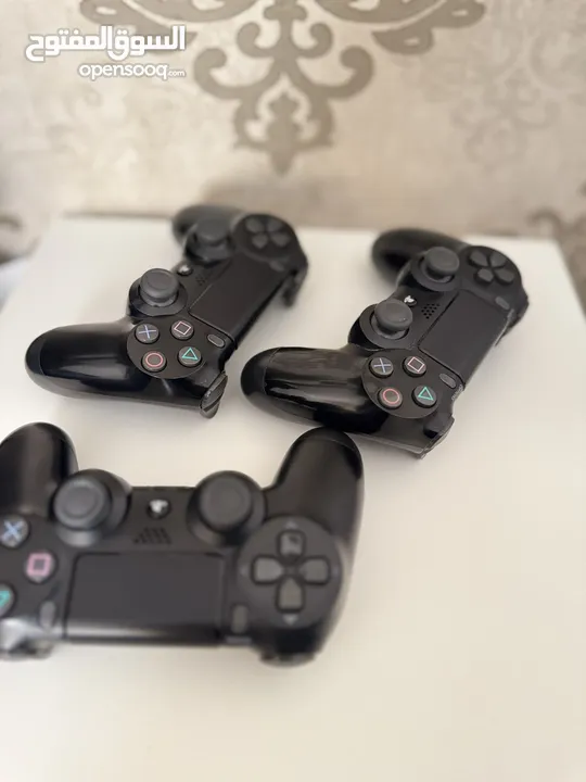 إيد بلايستيشن4  ذراع تحكم بلايستيشن4 playstation4 controller  مستعمل بحال الوكالة نظيفة جدا عالفحص