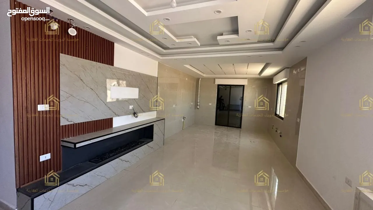 شقة فاخرة - لم تسكن - طريق المطار - 4نوم 2ماستر - 230م - قرب الخدمات العامة