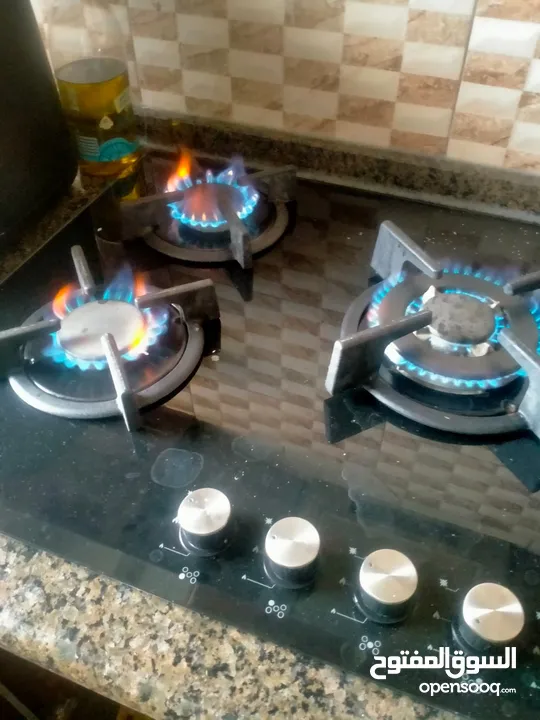 غاز خمس عيون بلت إن  simfer سوكريت  صناعه إيطالية  الكهرباء شغالة ناره بحالة ممتازة