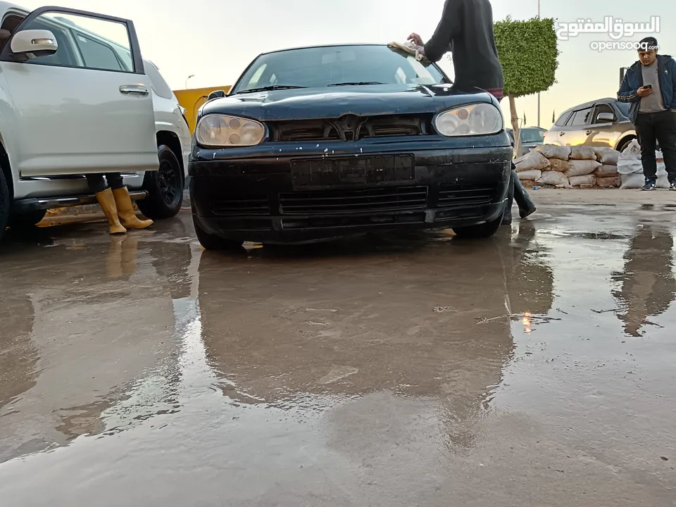 2005  قولف 4 دكاتره GTI