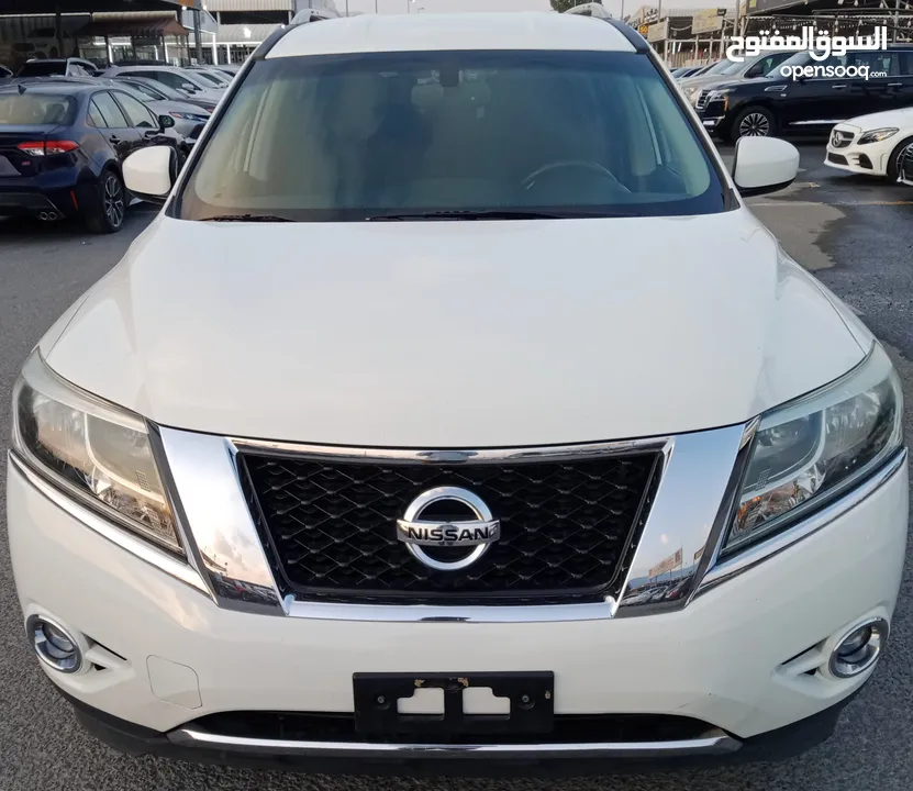 Nissan Pathfinder SV V6 3.5L Model 2016