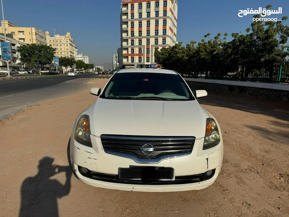 مطلوب 4500 درهم فقط  DHS 4800/= NISSAN ALTIMA S V4 2009 GCC  مشكله في قير