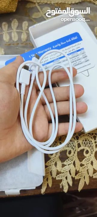 سامسونج a16 256 جيجا رام 8  مع كرتونة مستعمل فقط لمدة اسبوعين