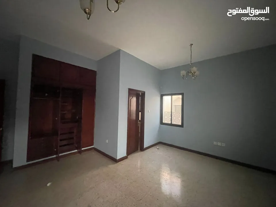 4 + 1 BR Beach Villa in Shatti Al Qurum