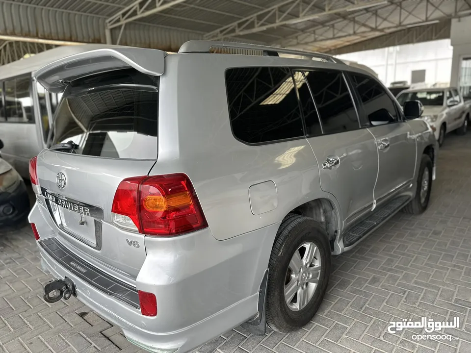 TOYOTA LAND CRUISER 2011 V6 GXR.I FULL OPTIONS