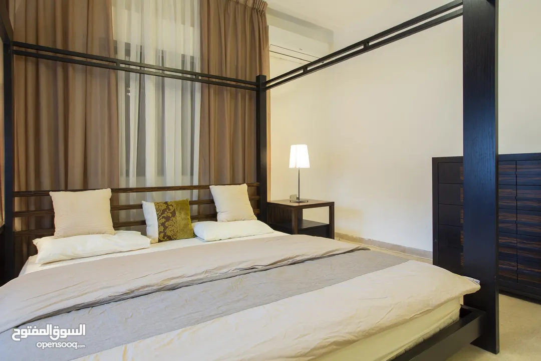 شقة طابقية 3 نوم فاخرة في الدوار الخامس / ام أذينة  5th Circle / Om Othaina  Luxury 3-Bedroom Flat