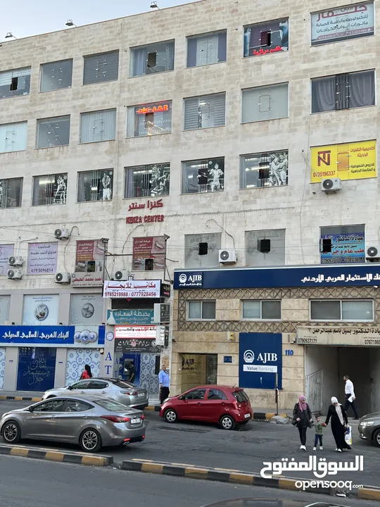 مكتب تجاري -طبربور- الشارع الرئيسي فوق مجمع البنك العربي الاسلامي