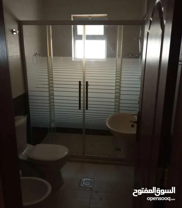 شقة مميزة - مرج الحمام - 4نوم 2ماستر - 220م