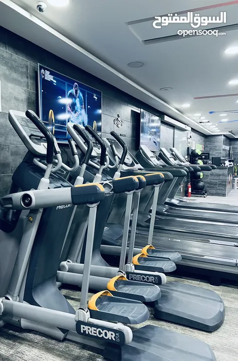 نادي رياضي مجهز بالكامل للبيع بسعر مغري مستعجل بداعي السفر