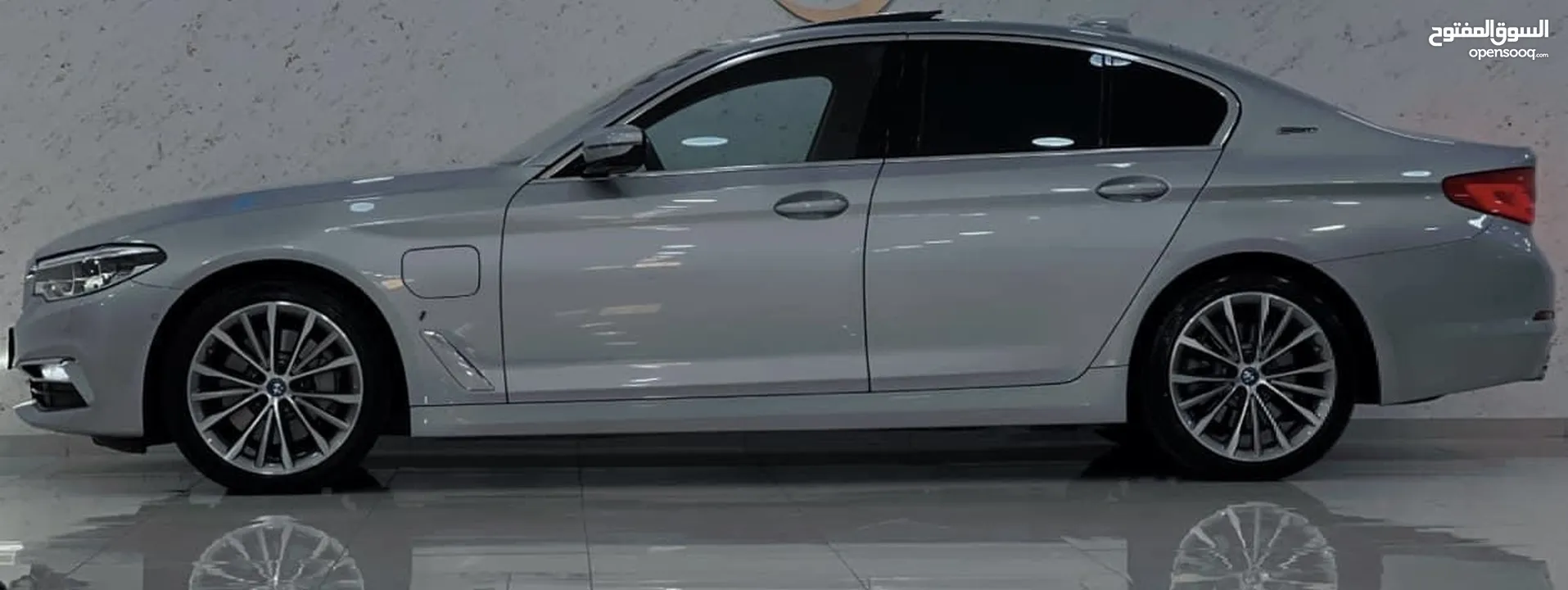 BMW530e2019
