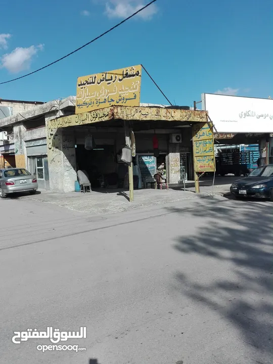 فرش سياره جاهز من افخم انواع الجلد والقماش واسعار مميزه تبدأ  من 15 دينار