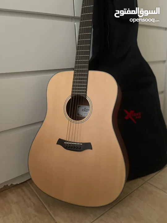 Baton Rouge L1LS/D Steel Strings Guitar in Excellent Condition  جيتار أوتار ستيل