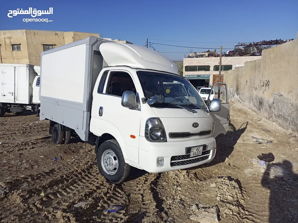 مصنع قص وتغليف الورق الصحي للبيع كامل مع الاسم التجاري والسيارات