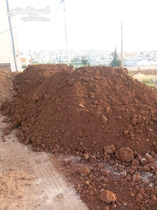 تأجير جرافات حفارات قلابات كافه انواع التعهدات