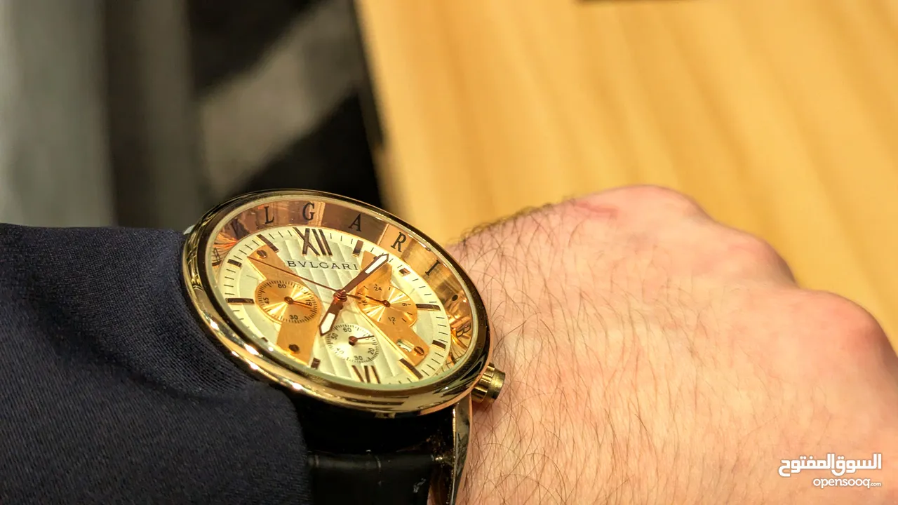 ساعة bvlgari الفاخرة . بولغاري