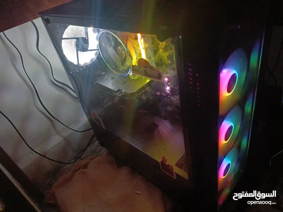 pc gaming العاب للبيع جهاز نضيف وتابع الوصف
