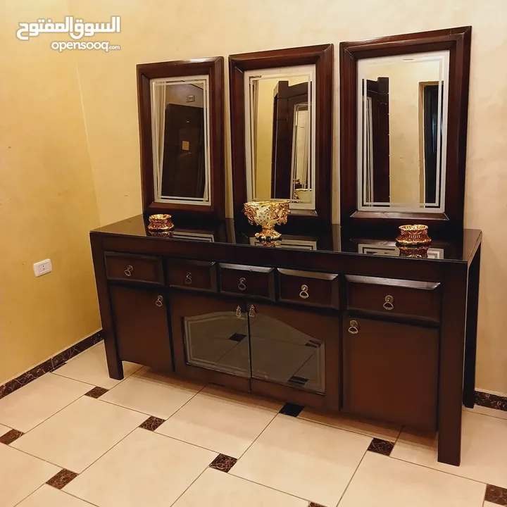 #_غرفه_سفره_مودن_تفصيل3_قطع_فل_كوالتي بحاله الجديد استخدام مده قصيره وخشبها زان سويد ودهان جوزي وت