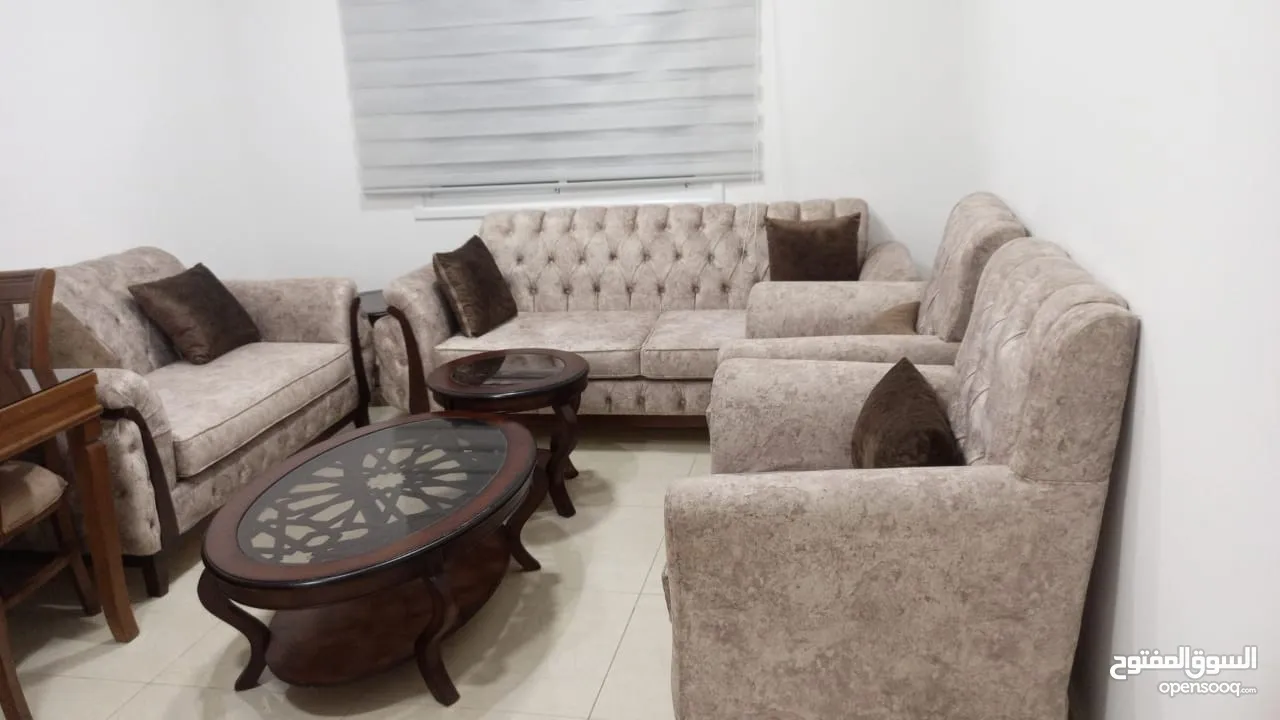 طقم كنب جديد استعمال شهر