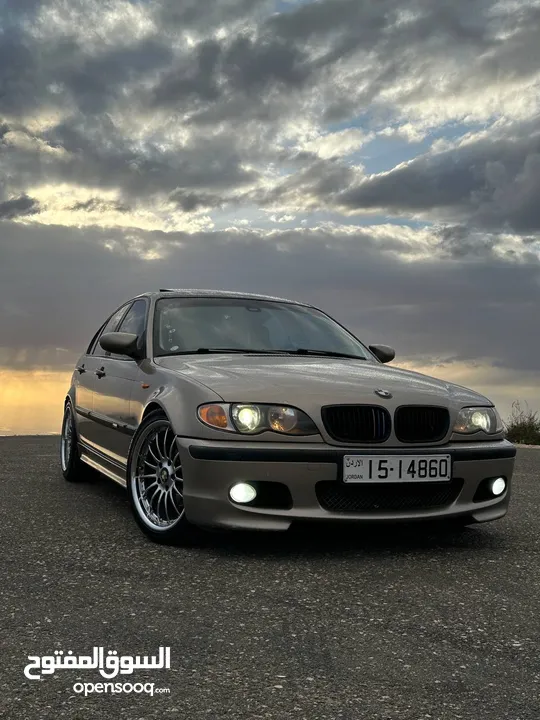 للبيع او اقساط عن طريق بنك العربي الاسلامي BMW E46/ موديل 2000