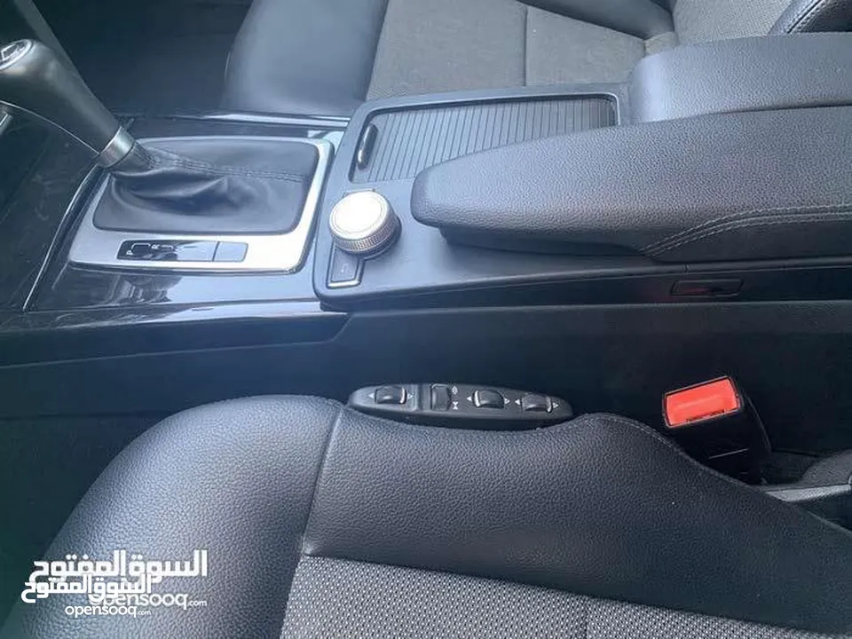 مرسيدس E250 فل الفل عدا البانوراما موديل 2010 بحالة الوكالة